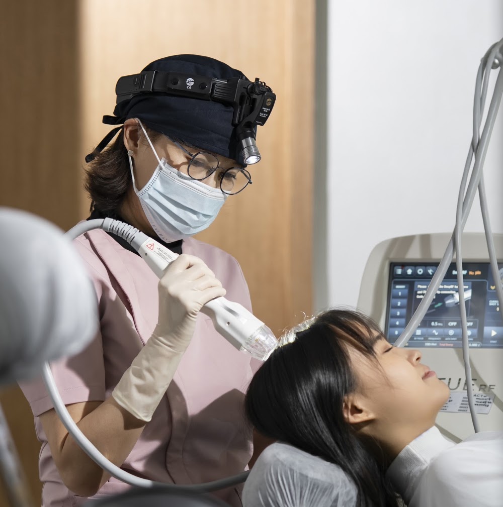 Dr. Four Clinic Hongdae Branch clinic
