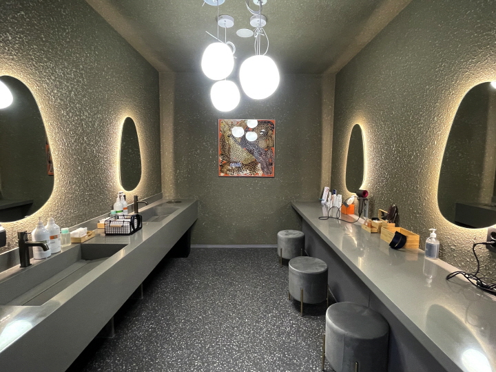 닥터디자이너의원 홍대 (DR. DESIGNER HONGDAE) — clinic photo 3