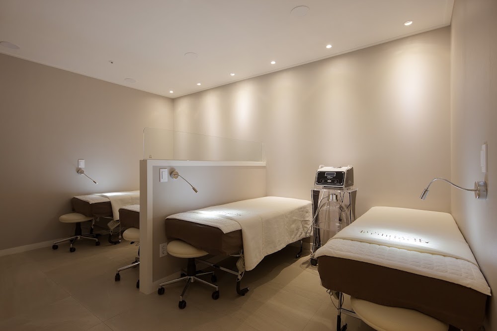 BF작은별피부과의원 clinic