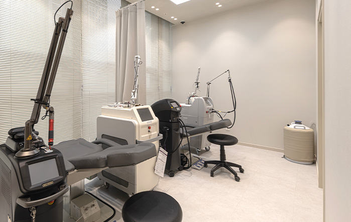 얼라이브피부과의원 반포본점(ALIVE DERMATOLOGY BANPO) — clinic photo 2