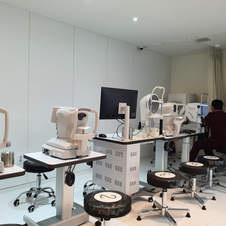 Heukseok St. Mary's Eye Clinic — clinic photo 2