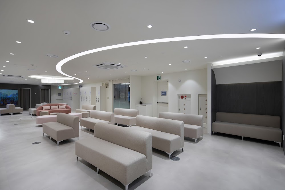 Bright St. Mary's Eye Clinic (Gangnam Branch) — clinic photo 2