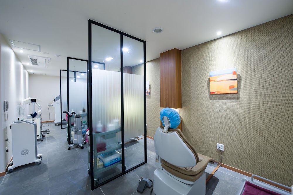 New Hair Institute — clinic photo 2