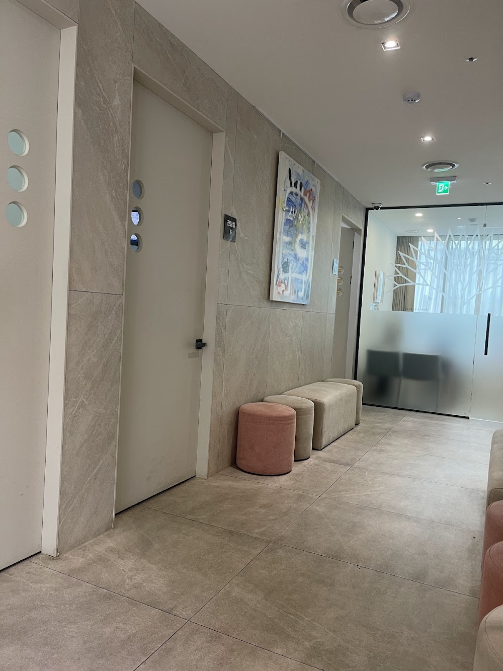 SINSOE Women's Clinic: English-speaking OBGYN Seoul — clinic photo 2