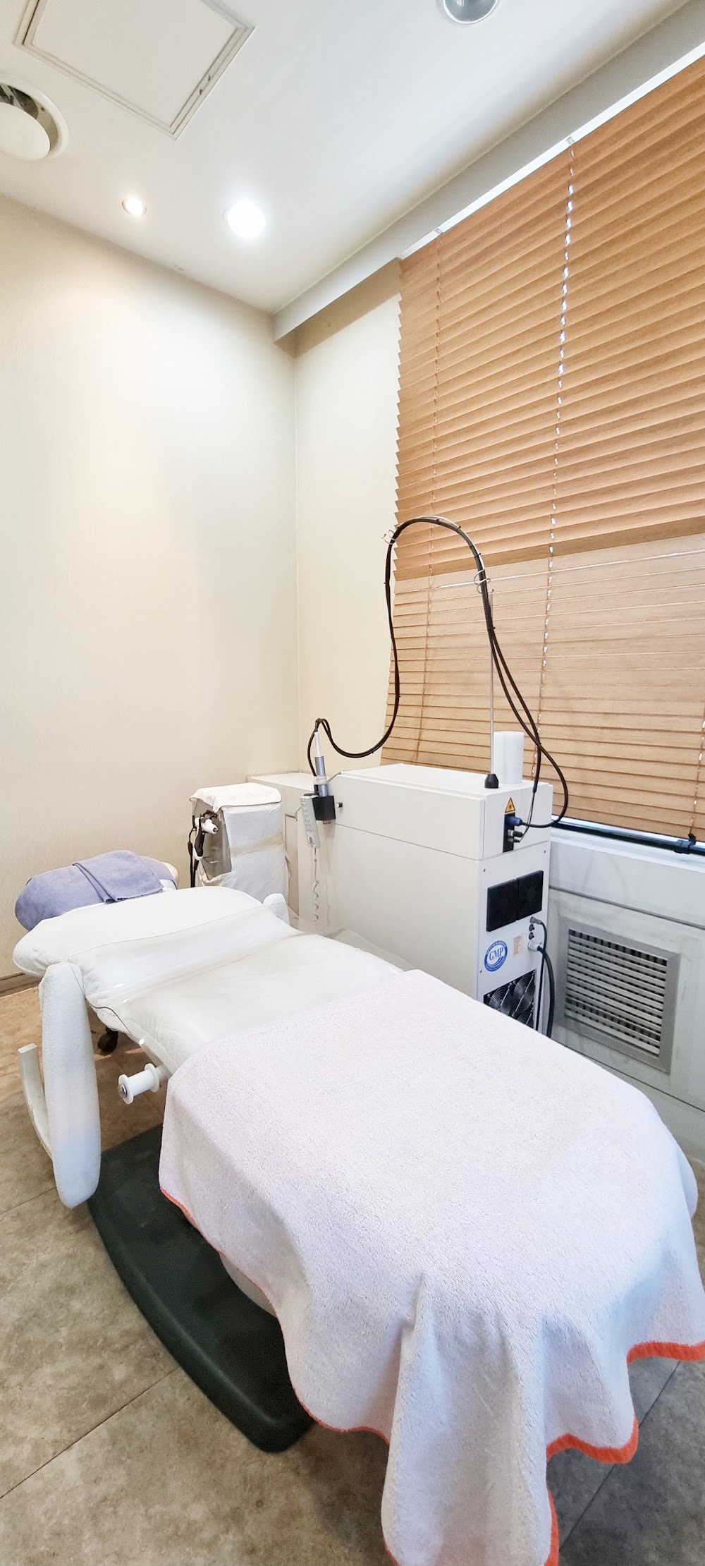 Acne Mind Clinic — clinic photo 3