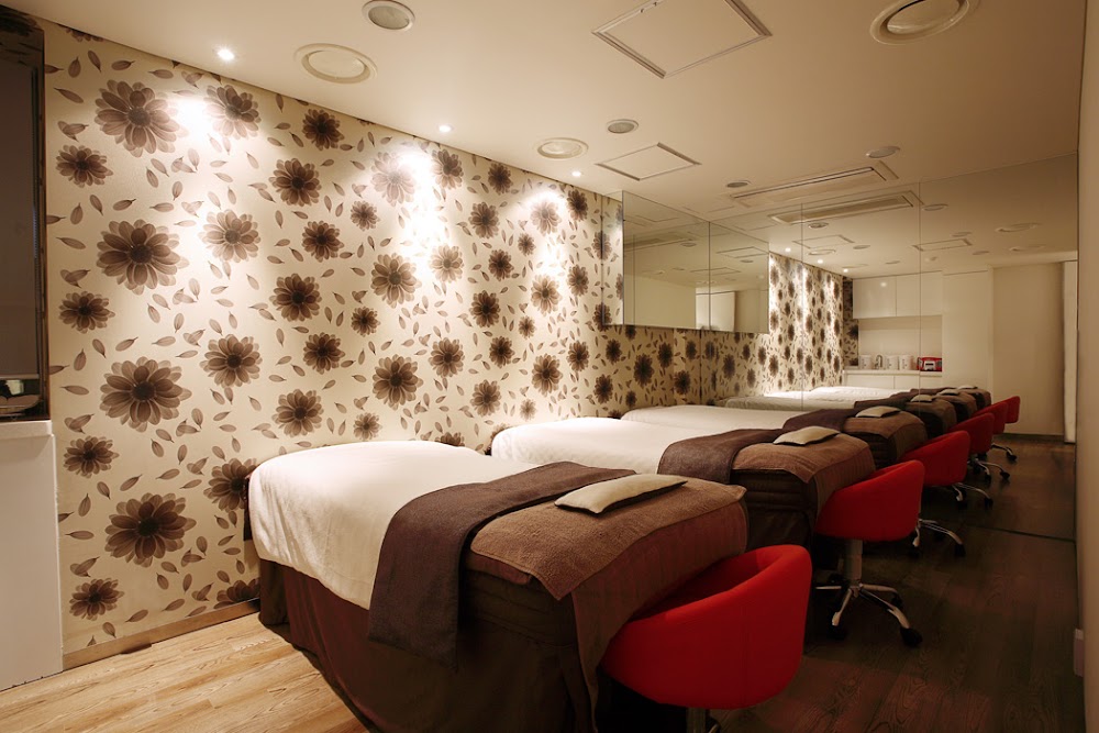 연세UP성형외과 — clinic photo 2