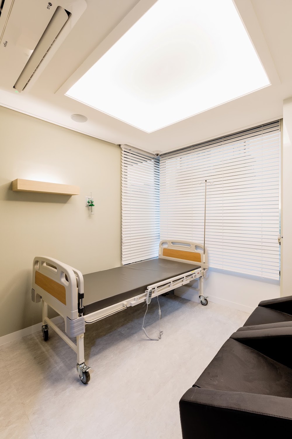 TJ Plastic Surgery Clinic — clinic photo 2
