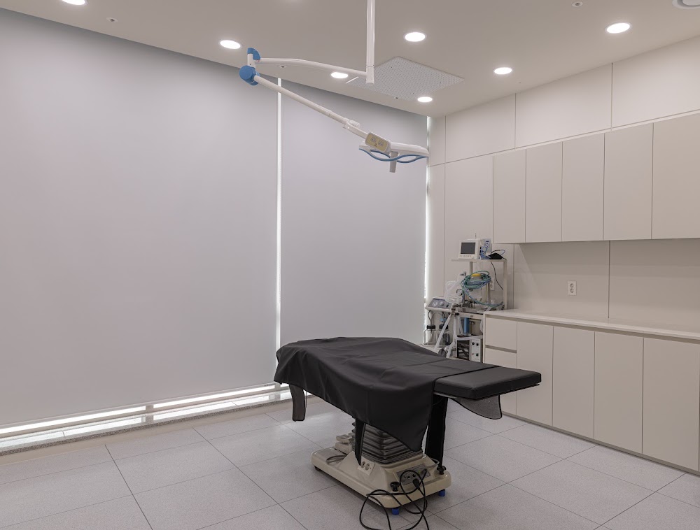 Reset Plastic Surgery — clinic photo 2