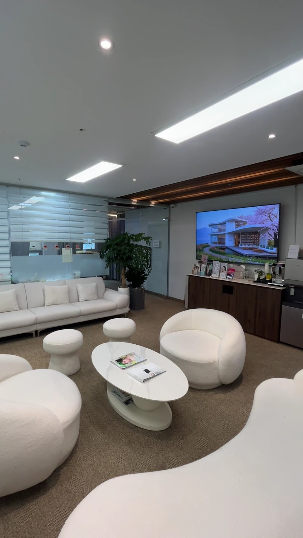 리앤클의원 / reandcle / リーアンドクール / リアンドクル / リー・アンド・クル — clinic photo 3
