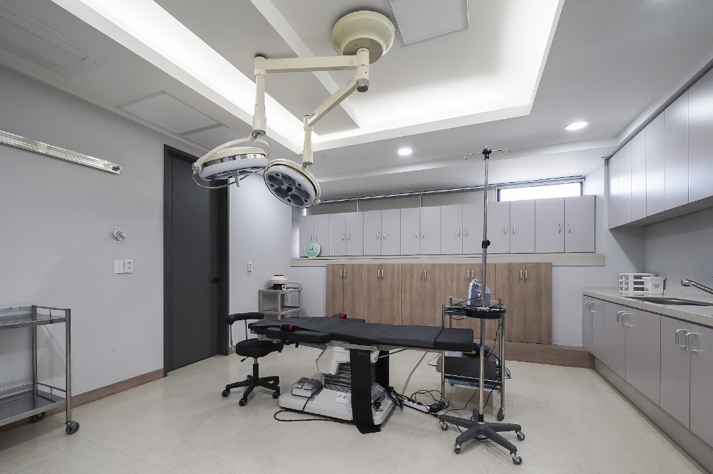 Machimpyo Plastic Surgery — clinic photo 3