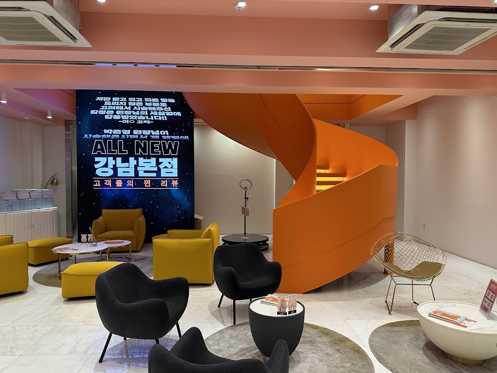 365mc의원 강남본점 (All NEW 365mc Gangnam Clinic) — clinic photo 2