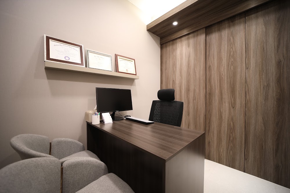 Onepeak Plastic Surgery — clinic photo 2