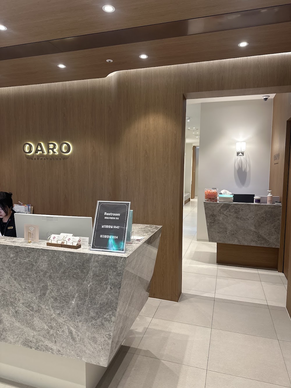 Oaro Dermatology Cheongnyangni — clinic photo 2