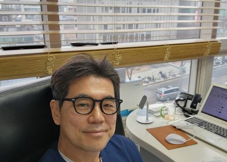 Iwa Baek Plastic Surgery — clinic photo 2