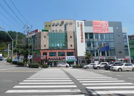 Lee Jin Plastic Surgery — clinic photo 2