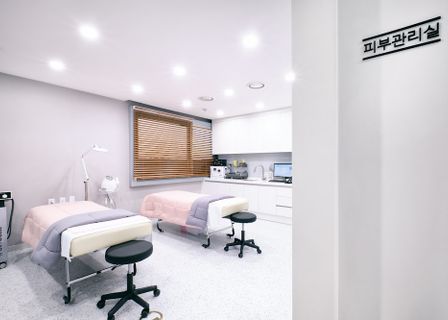 비원클리닉의원 (BeONE Clinic) - (구)홍대비앤미 — clinic photo 2