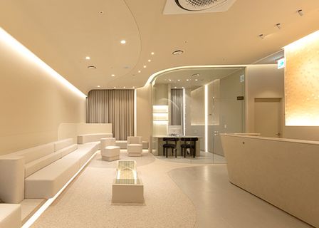 얼라이브피부과의원 반포본점(ALIVE DERMATOLOGY BANPO) — clinic photo 1