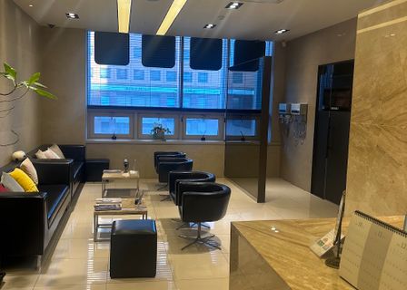 It's B Clinic — clinic photo 2