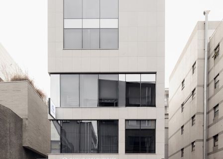 아이큐성형외과 IQ Plastic Surgery — clinic photo 2