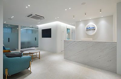 Ossom Plastic Surgery — clinic photo 1