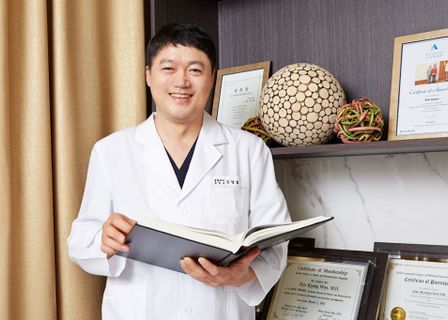 Instar Plastic Surgery — clinic photo 2