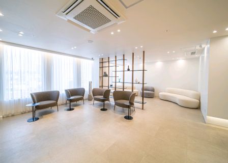 21 Plastic Surgery — clinic photo 1