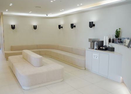 Vans Plastic Surgery — clinic photo 2