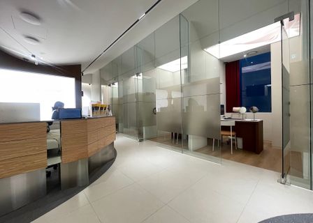 커브라인의원 명동피부과 CURVELINE诊所 明洞皮肤科 CURVELINE診所 明洞皮膚科 Curveline Clinic Myeongdong Dermatology 명동커브라인 커브라인명동 — clinic photo 2