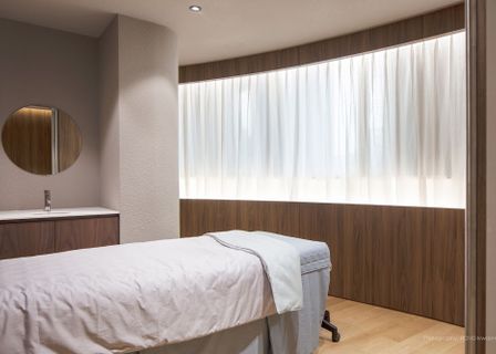 이유클리닉 l Re:You clinic l イユクリニック l 韓国皮膚科 — clinic photo 1