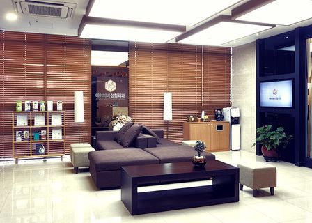 hb Plastic Surgery — clinic photo 3