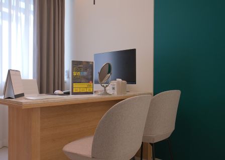 Jamie Plastic Surgery — clinic photo 3