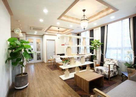 Noble Wye Plastic Surgery — clinic photo 1