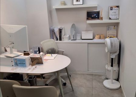 로얄라인의원 Royal Line Clinic / ロイヤルラインクリニック / 皇家线路诊所 - Plastic Surgery & Liposuction — clinic photo 2