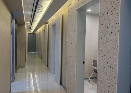 윤곽의정석 성형외과 Korean Contouring Standard Plastic Surgery Clinic 韓国 輪郭の定石美容整形外科 — clinic photo 1
