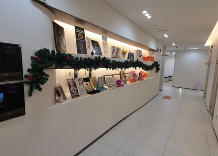 셀러블153의원 강남 피부과 | Cellable 153 Clinic Gangnam Dermatology & Plastic | ソウル皮膚科 幹細胞 | 首尔皮肤科 | Stem Cell Therapy — clinic photo 2