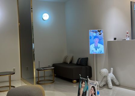 Wink Plastic Surgery • WINK整形外科 — clinic photo 2