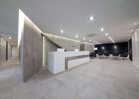 The right hand of Plastic Surgery — clinic photo 2