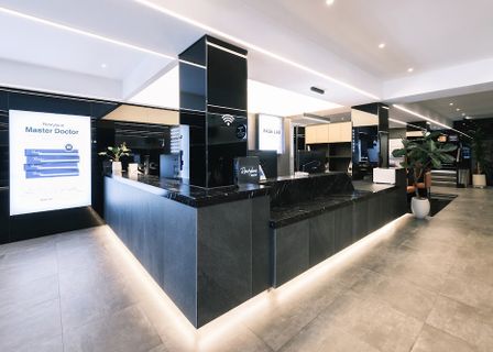 Batang plastic surgery Korea — clinic photo 2