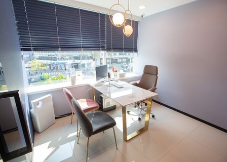 SH Plastic Surgery — clinic photo 1