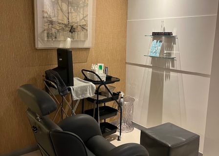 Wellkin Dandruff & Hair Loss Center Shinsa Branch — clinic photo 2
