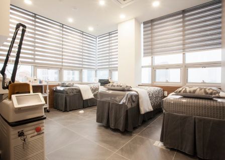 111 Dermatology Cosmetic Surgery — clinic photo 1