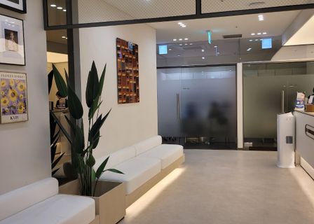 더새로이의원 THE SEROI Clinic | Liposuction & Body Contouring | Melanin Care Clinic — clinic photo 2