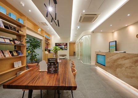 지제이성형외과 GJ plastic surgery Korea GJ美容整形外科 韓国 — clinic photo 1