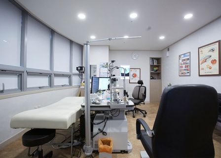 Choi Kang Seoul Eye Clinic — clinic photo 2